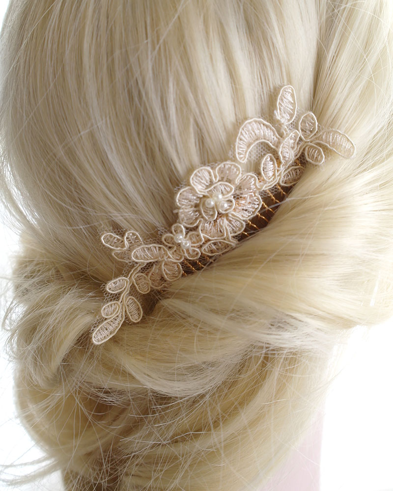 Romantic Luxury Ivory Beige Lace Pearl Bridal Hair Decorative Gold Comb Hair  Accessories Wedding Emb on Luulla
